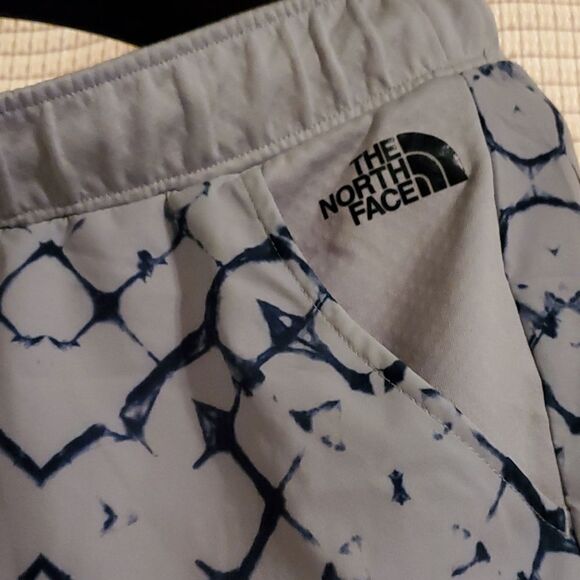 The North Face Active pants - Picture 2 of 6